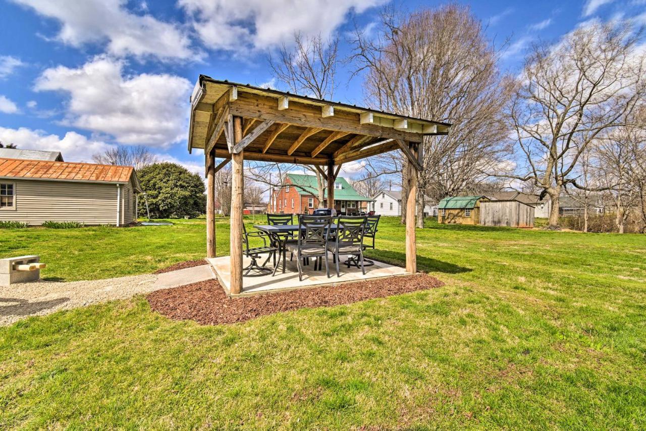 Charming Cave City Vacation Rental With Fire Pit! ภายนอก รูปภาพ